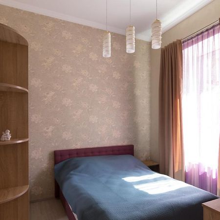 Уютная Квартира С Отдельной Спальней На Успенской Odesa Exterior photo